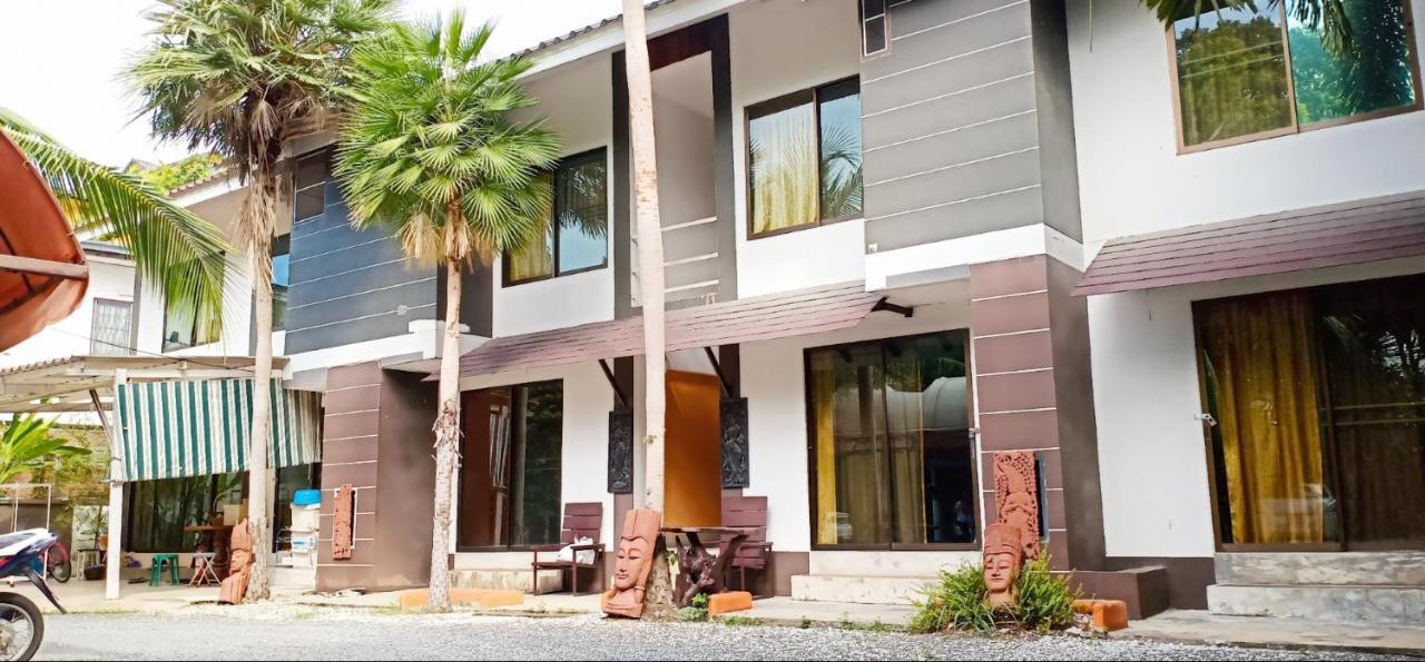 Banyan Resort Bangsaen Exterior foto